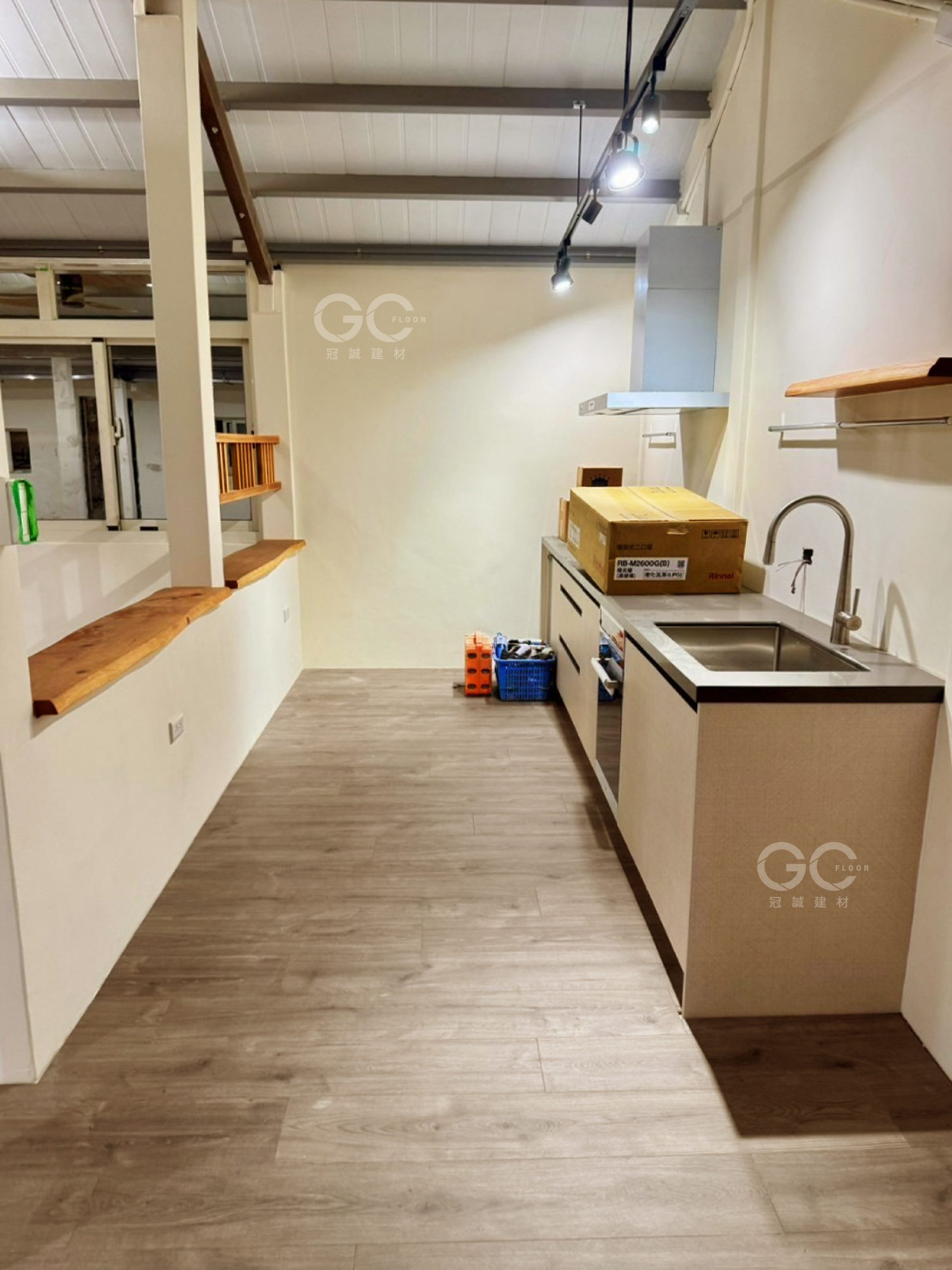 56186 Skyline Dolan 多蘭橡木